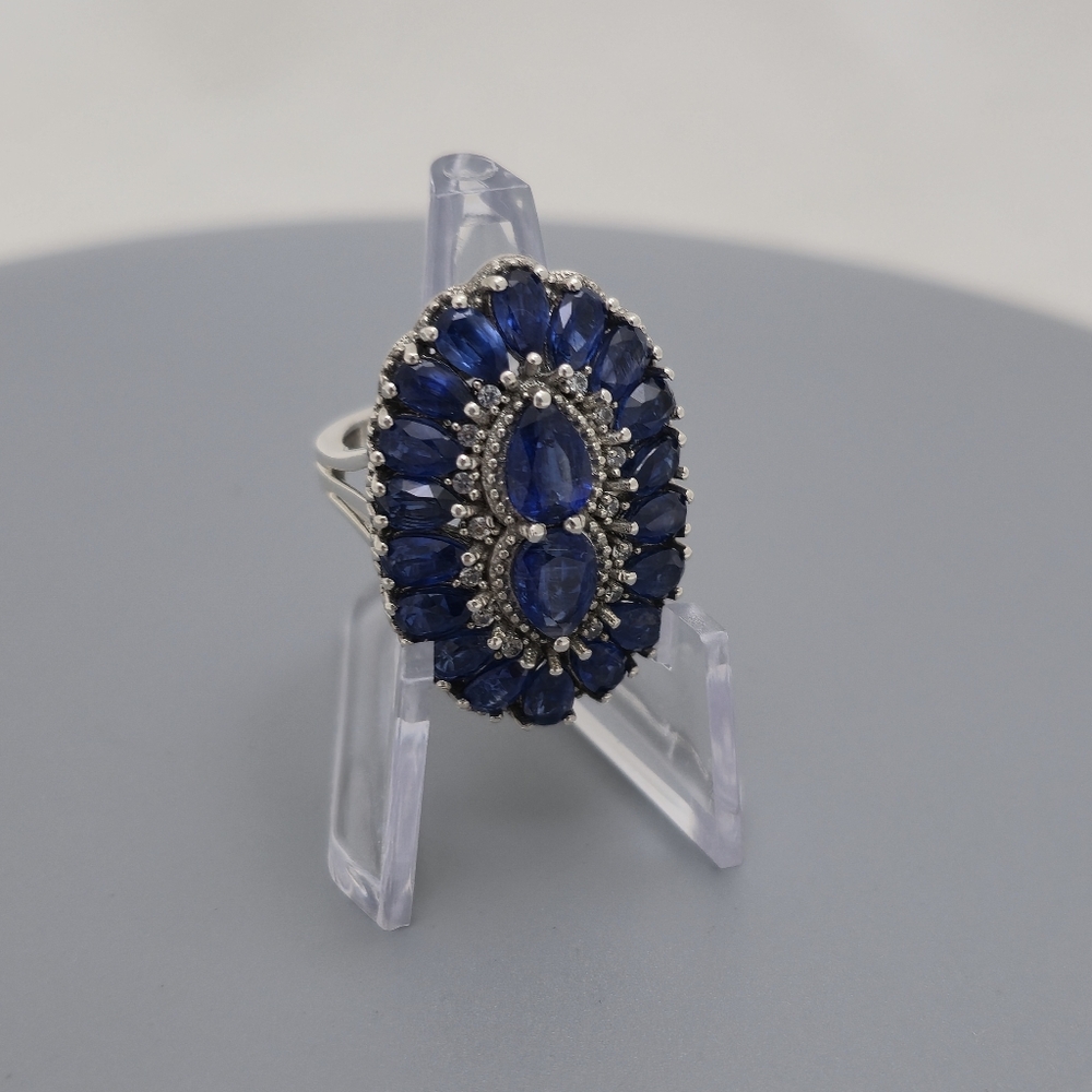 Elegant Vintage Inspired Blue Kyanite Women's Sterling Silver Ring
